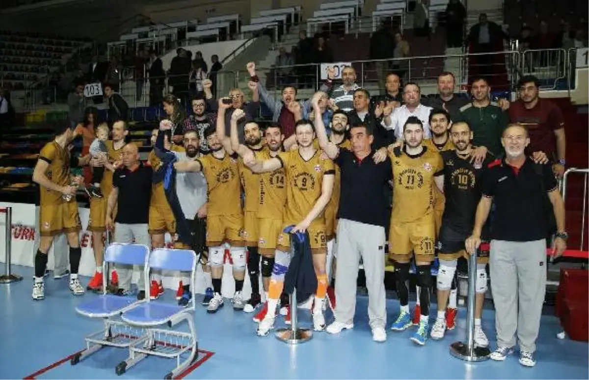 Jeopark Kula Belediyespor Kula Finalde