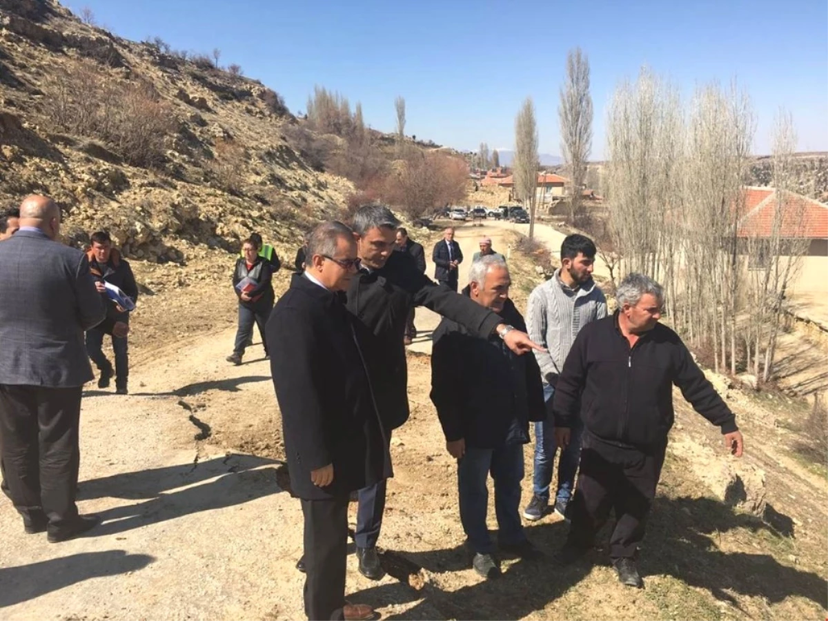 Karaman Valisi Tapsız Heyelan Bölgesinde