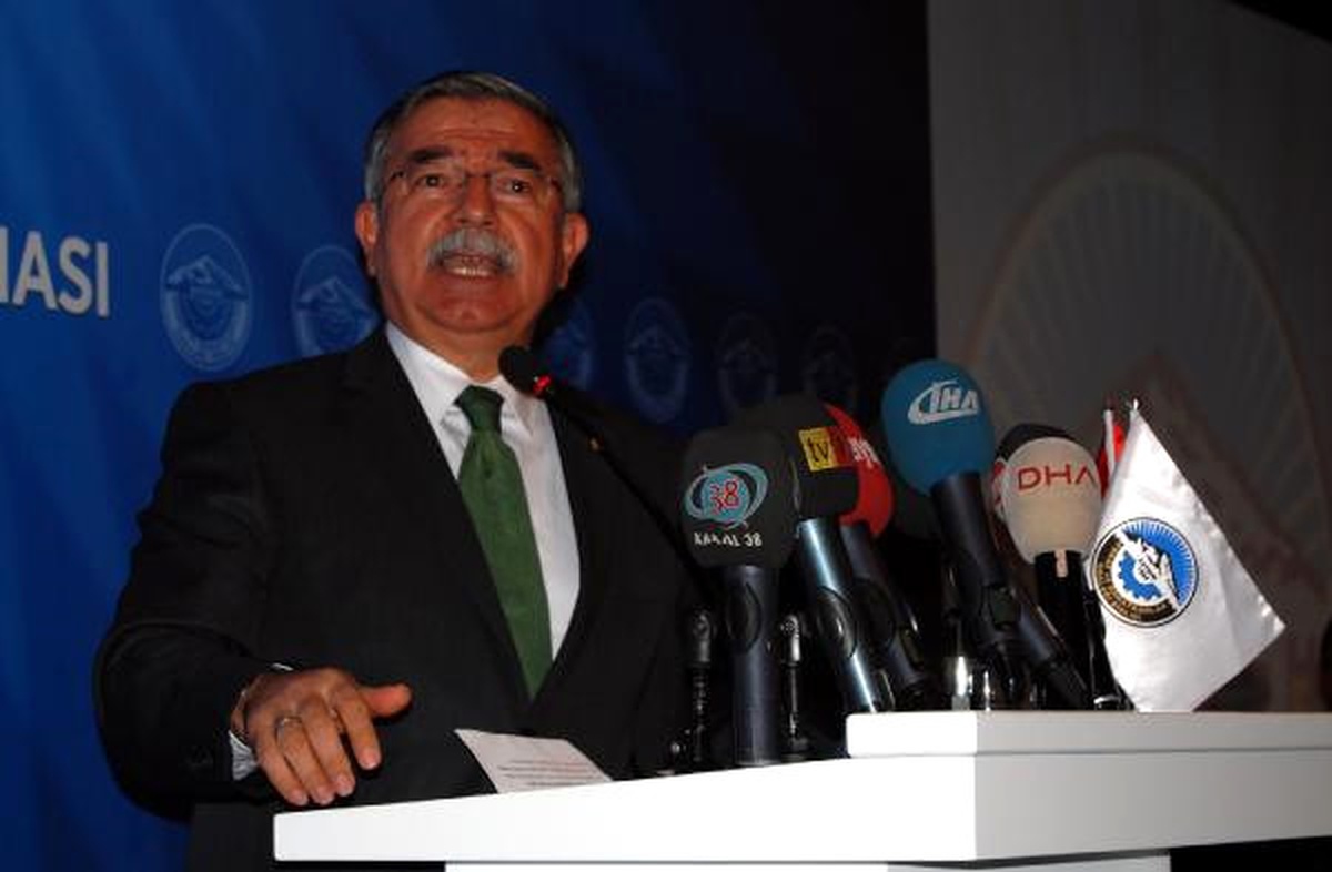 Özhaseki: İktidar Güçlü Olursa Bürokrat Milletin Hizmetçisi Olur (4)