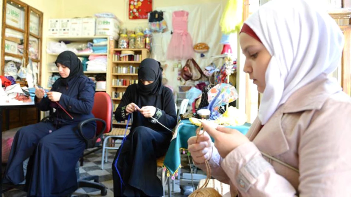 Suriyeli Kadınlara Mesleki Eğitim Kursu