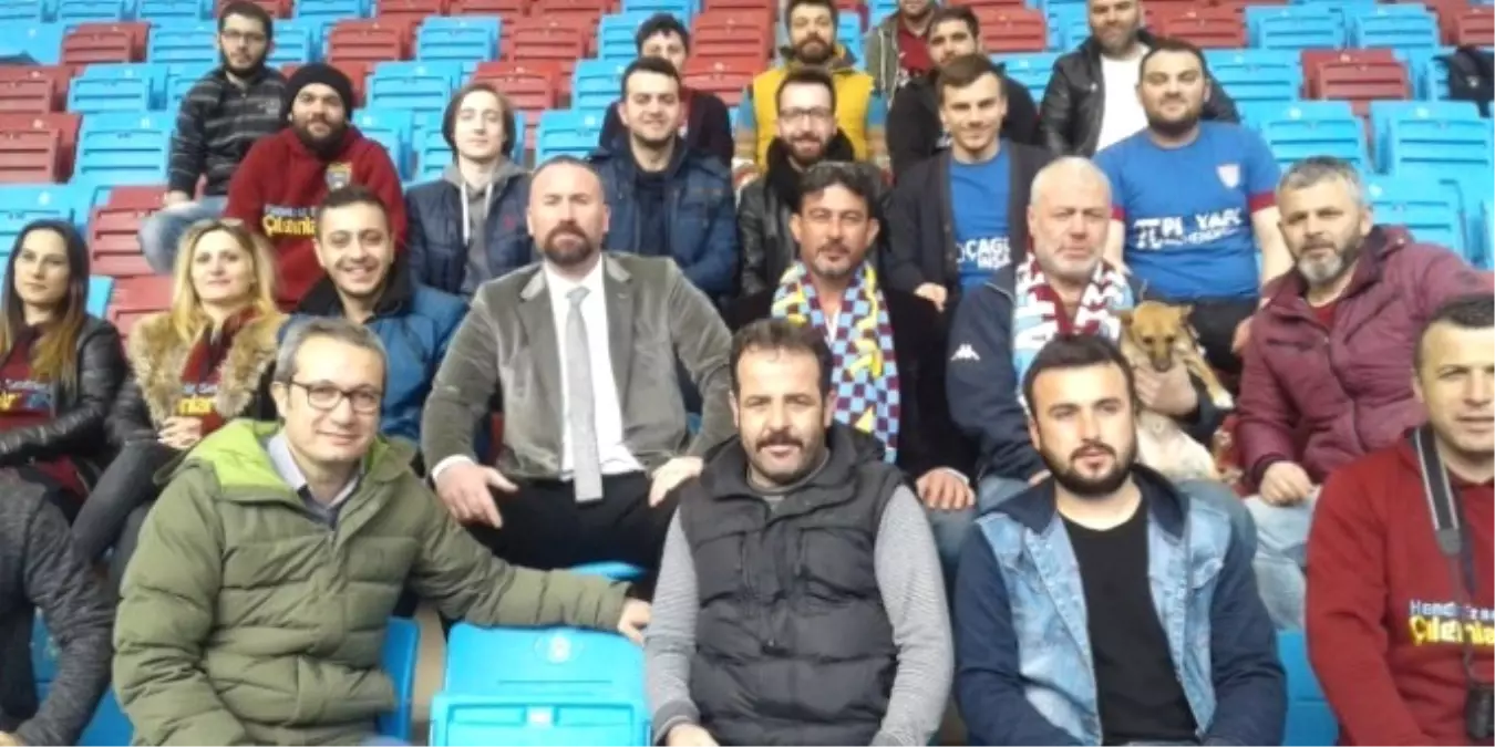 Trabzonspor Taraftarı Yine Stadı Temizledi!