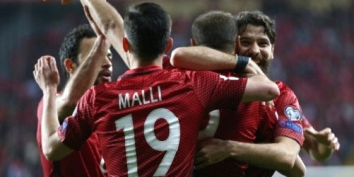 A Milli Futbol Takımı Eskişehir\'de!
