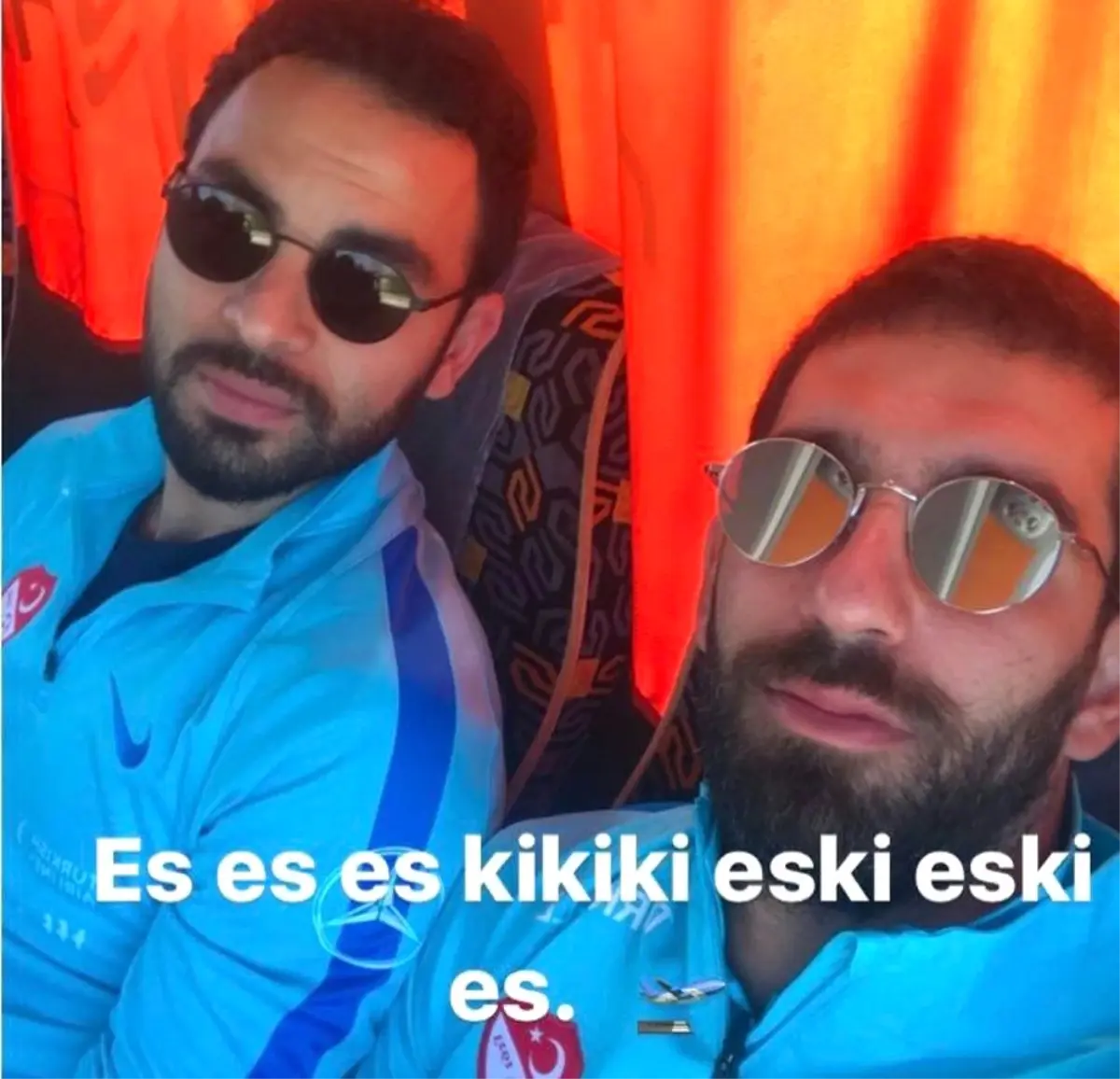 Arda Turan\'dan Es-Es Paylaşımı