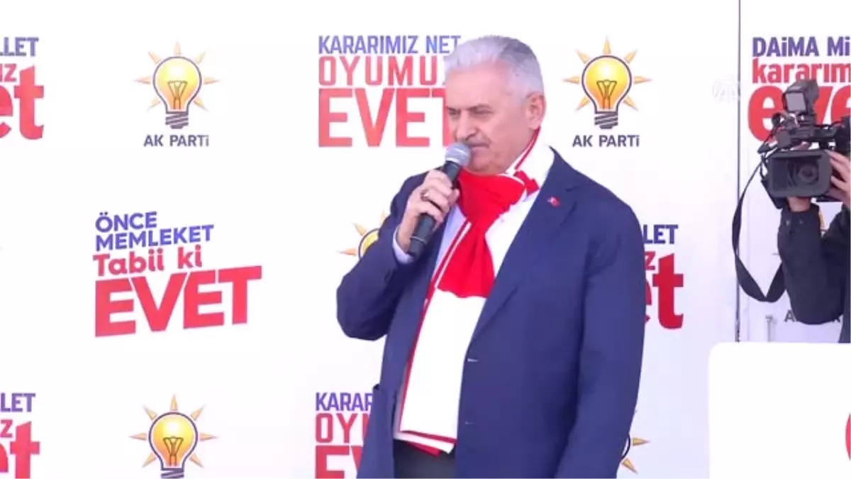 Başbakan Yıldırım: "Said Nursi\'nin Izindeyim Diyen Feto, Pensilvanya\'ya Kaçtı"