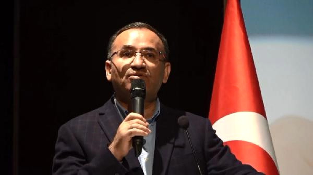 Bozdağ "Ben Dün Bunu Söyledim Herkes Ayağa Kalktı"