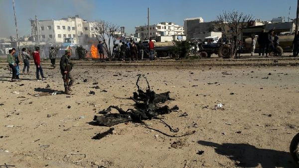 Deaş, Azez\'de Bomba Yüklü Araç Patlattı