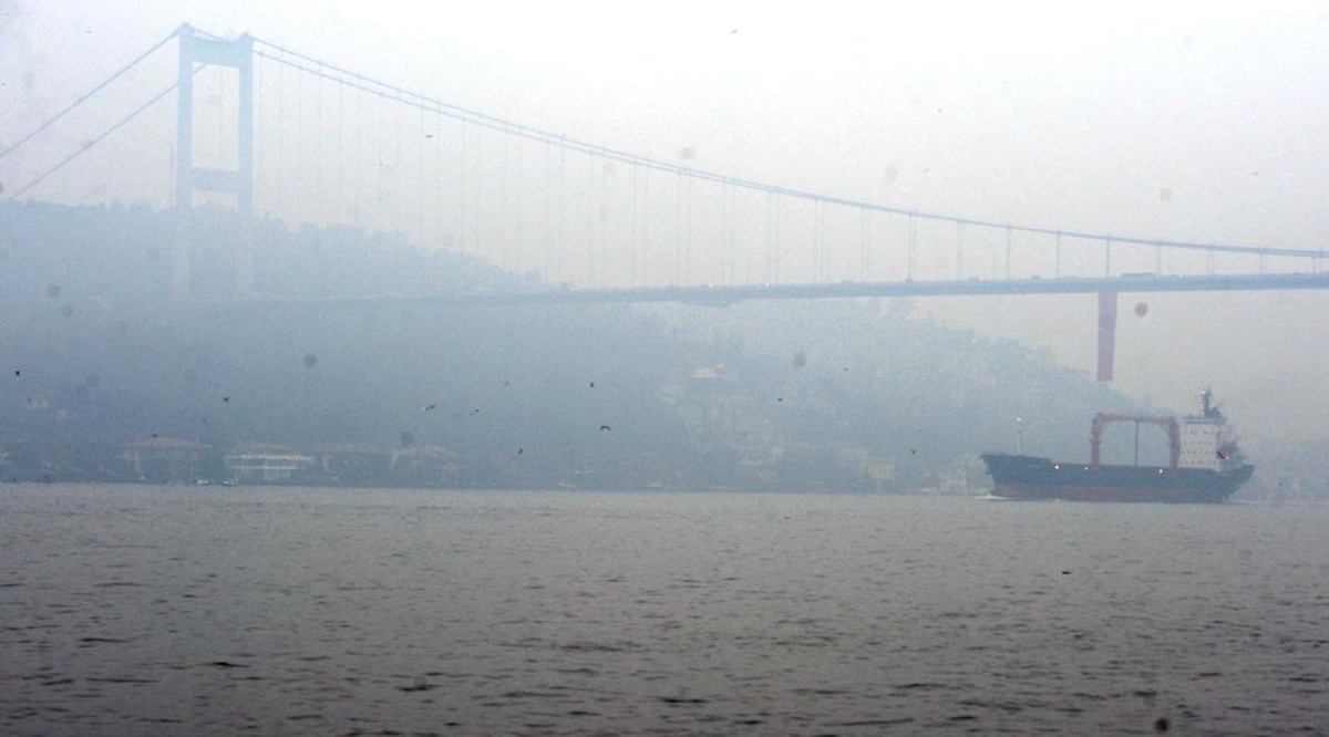 Dha İstanbul - İstanbul Boğazı\'nda Sis Etkili Oluyor
