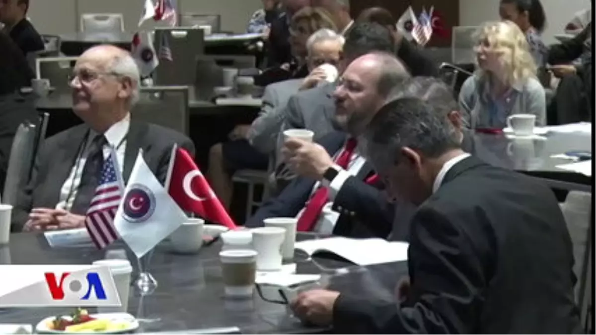 Houston\'da Türk-Amerikan İlişkileri Konferansı