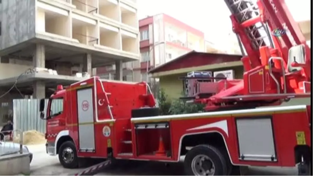 İtfaiye ile Kedinin Köşe Kapmaca Oyunu