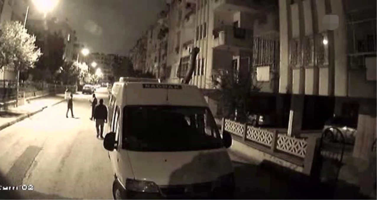 Mersin\'de 53 Aracın Lastiklerini Kesen Zanlılar Yakalandı