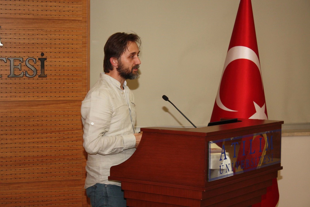 Teknoloji İlişki Biçimlerini Değiştiriyor"