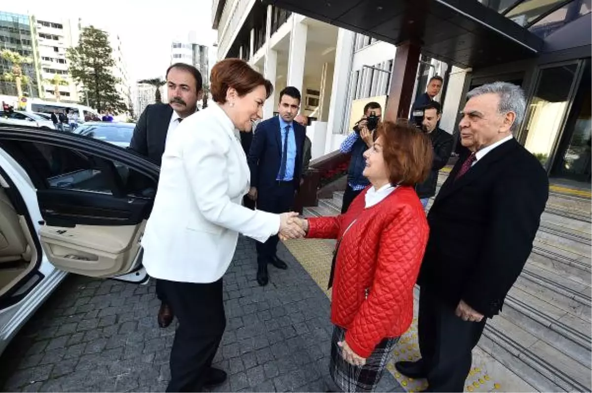 Akşener: İftiraları Unutacağım Ama Şehitlerin Hesabını Soracağız