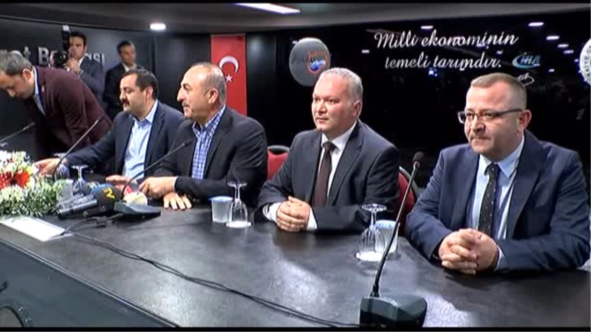 Antalya)bakan Çavuşoğlu: "Avrupa\'da Artan Müslüman Düşmanlığı ve Irkçı Akımı Basın Teşvik Ediyor"