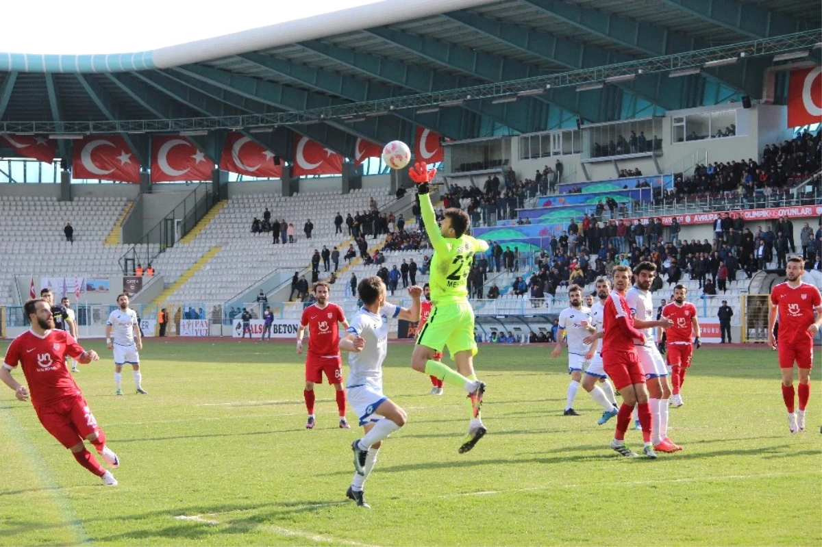B.b. Erzurumspor: 2 - Pendikspor: 4