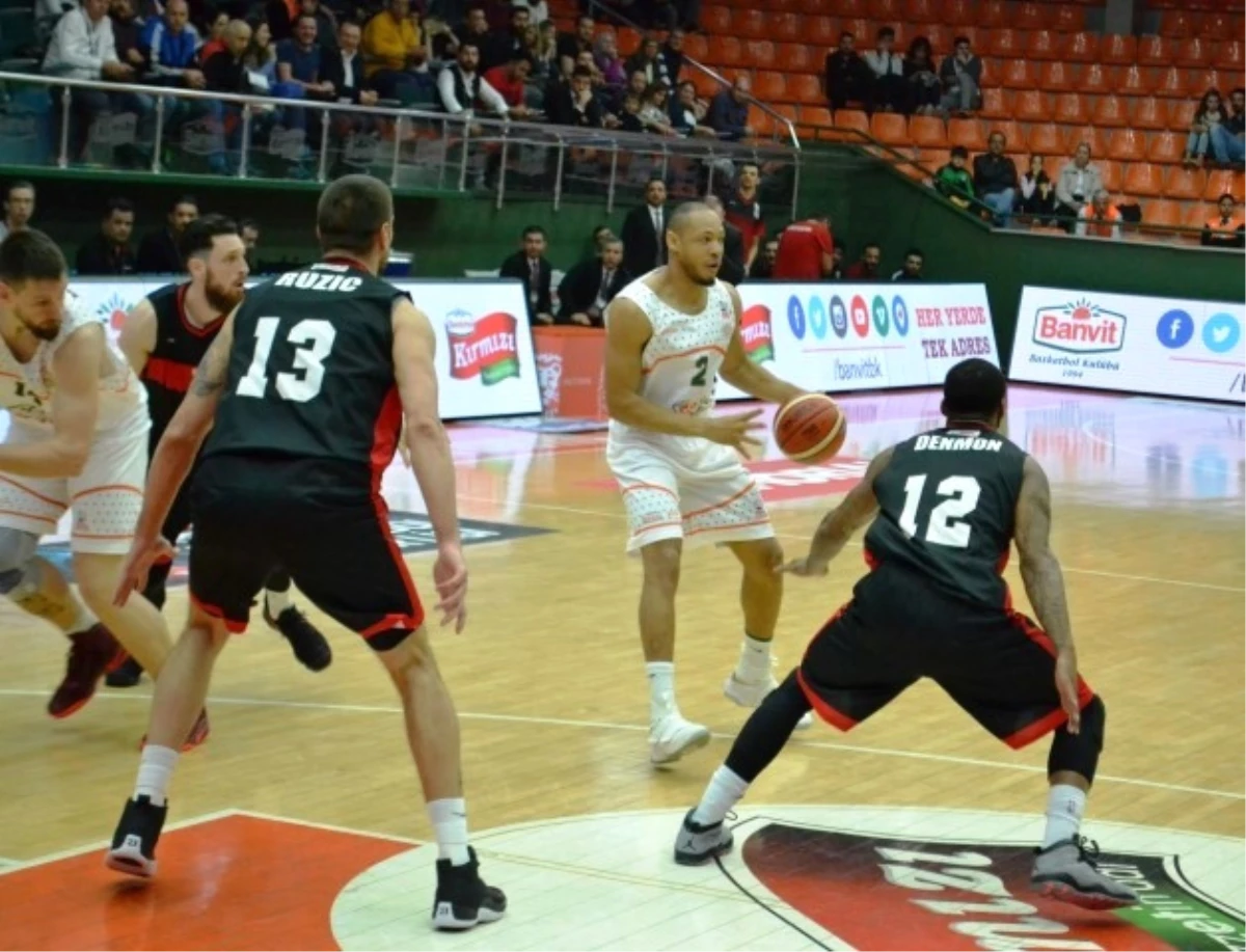 Banvit Rakibine Şans Tanımadı!