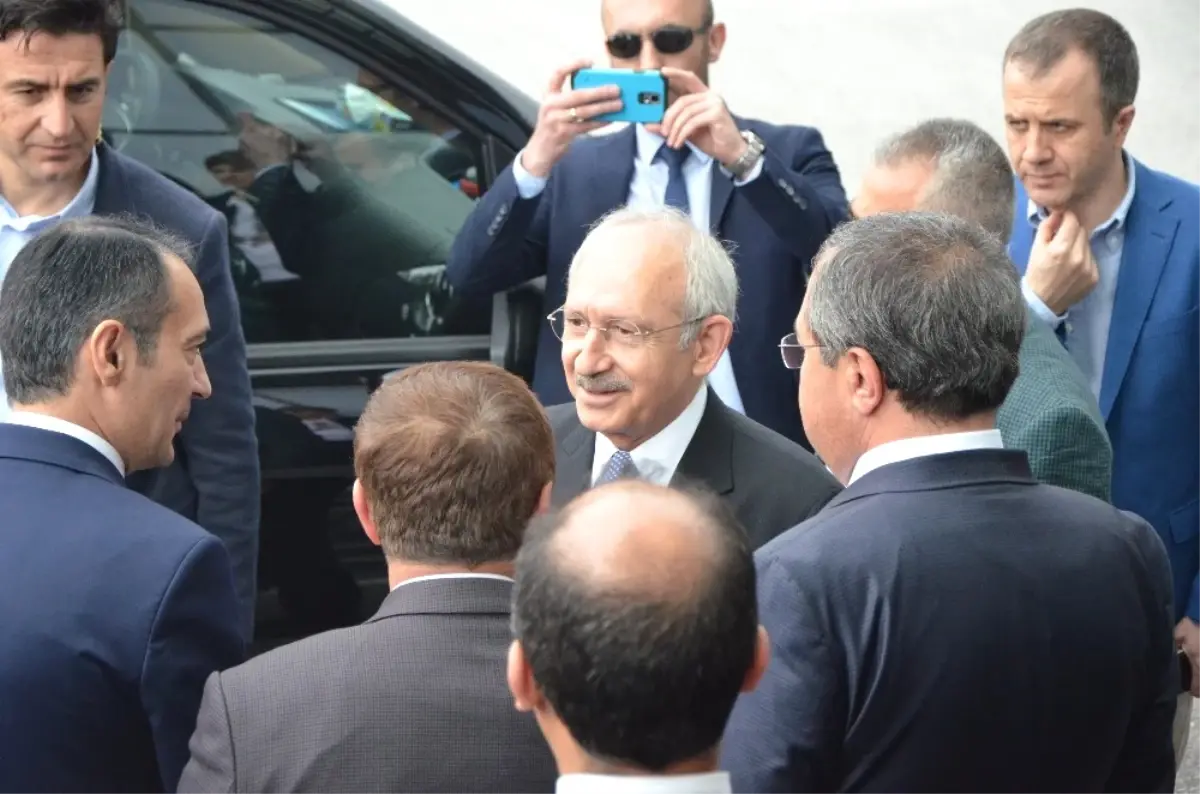 CHP Genel Başkanı Kılıçdaroğlu Eskişehir\'den Ayrıldı