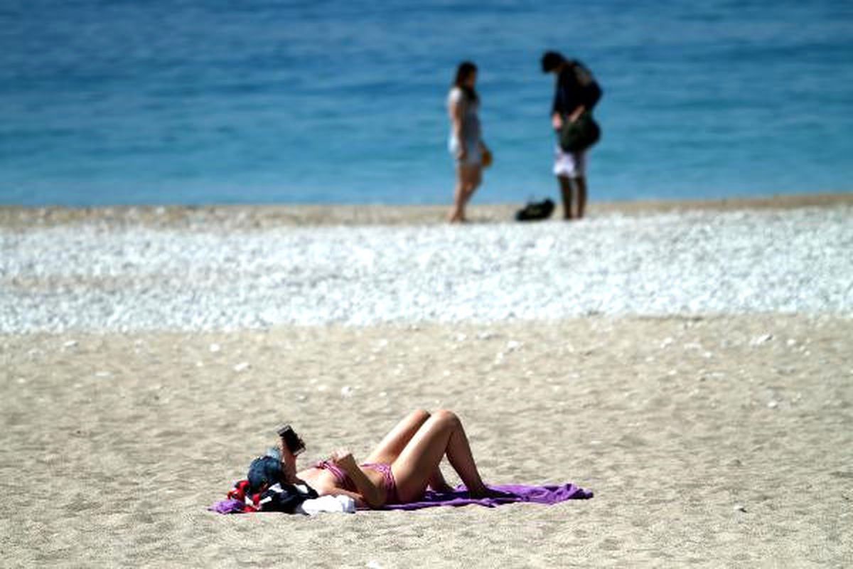 Fethiye\'de Mart Ayında Denize Girdiler