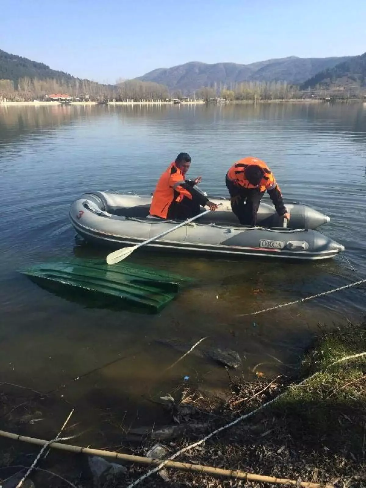 Gölcük Gölü\'nde Kayık Alabora Oldu, 1 Kişi Kayıp