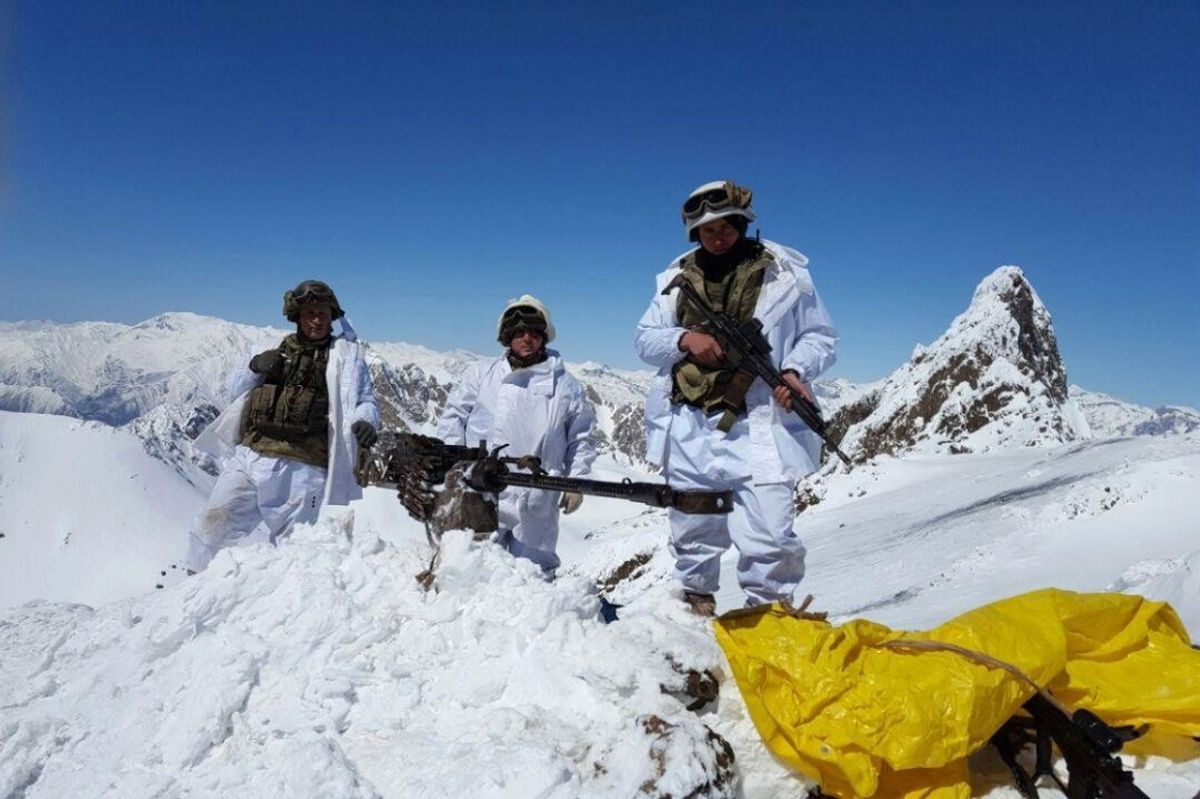 Tsk: "Hakkari\'de Üs Bölgelerine Saldırı Hazırlığındaki 19 Terörist Etkisiz Hale Getirildi"