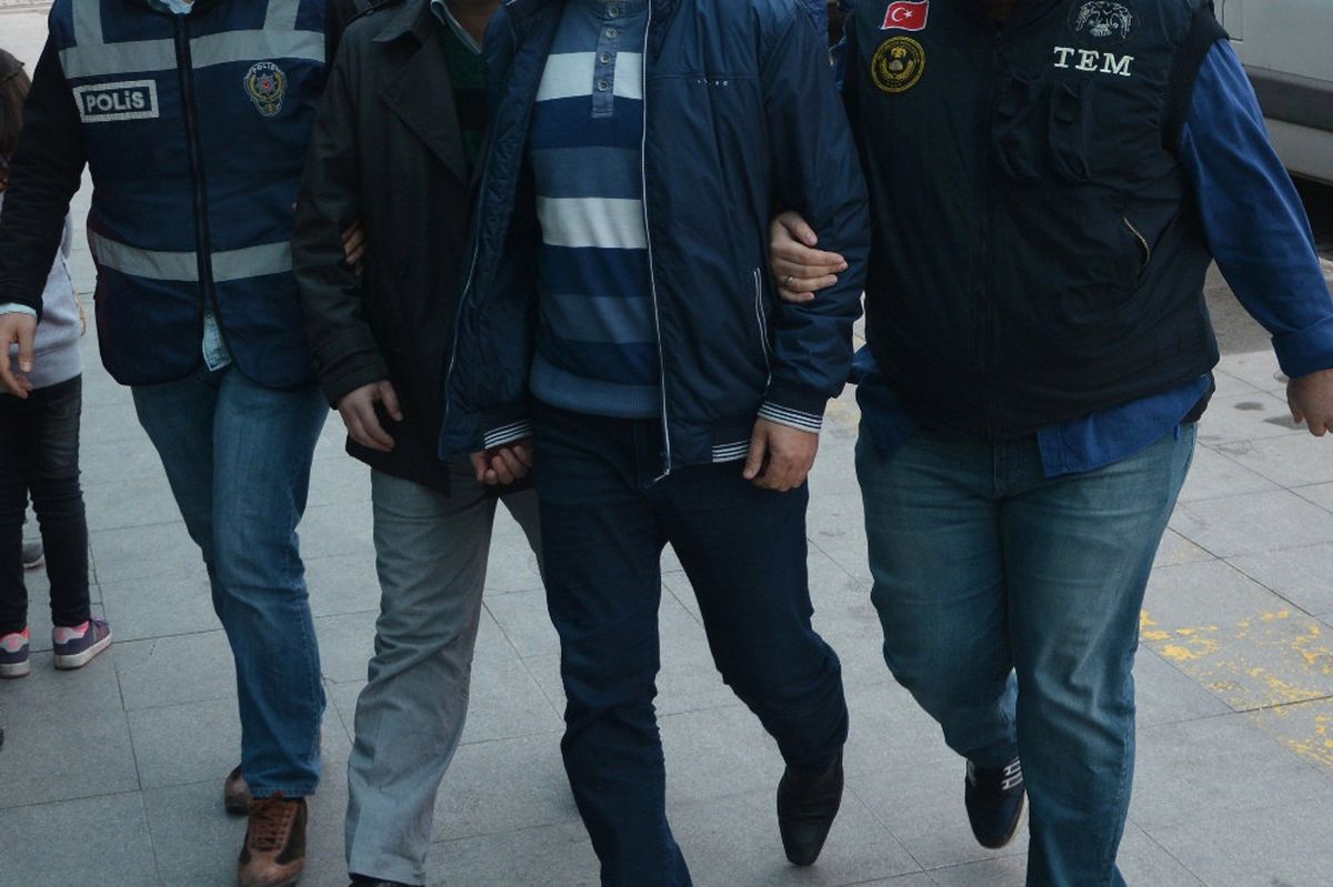 3 Ilde Fetö Operasyonu: 14 Gözaltı