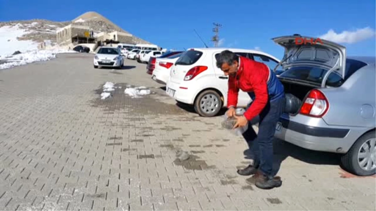 Adıyaman Kar Temizlendi, Nemrut\'a Ziyaretler Başladı