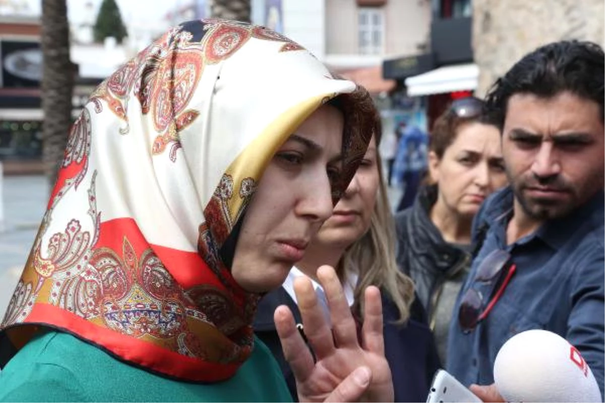 AK Parti\'li Gruba Saldırdığı İddia Edilen CHP\'li Kadınlar Adliyede (2)