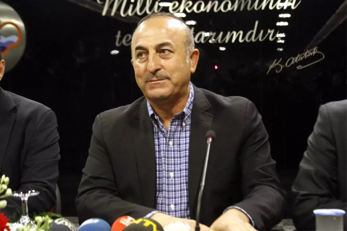 Bakan Çavuşoğlu: "Avrupa\'da Artan Müslüman Düşmanlığı ve Irkçı Akımı Basın Teşvik Ediyor"