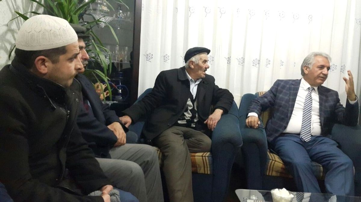 Başkan Çalkın ve Milletvekili Kuzu\'dan Esnafa Ziyaret