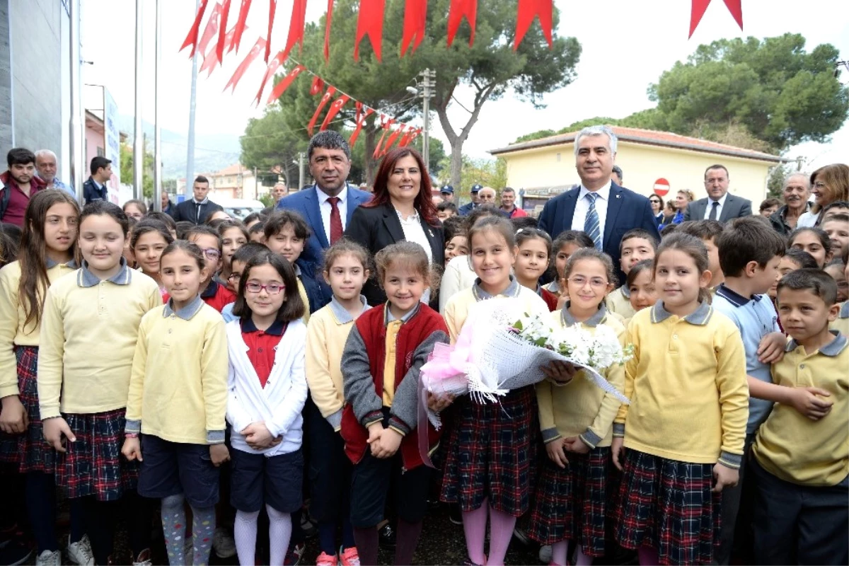 Başkan Çerçioğlu, Çanakkale Müzesini Koçarlı\'da Açtı
