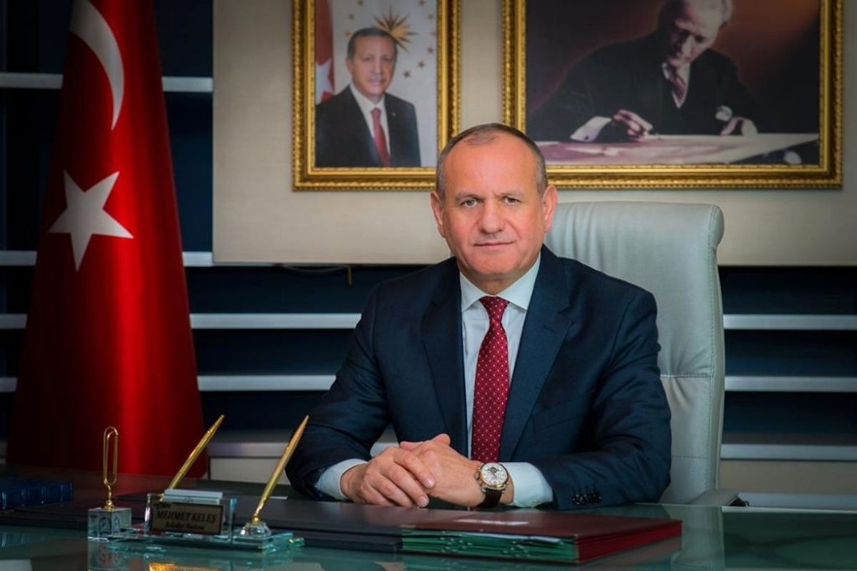 Başkan Keleş, "Sanatçılar Topluma Ayna Tutar"