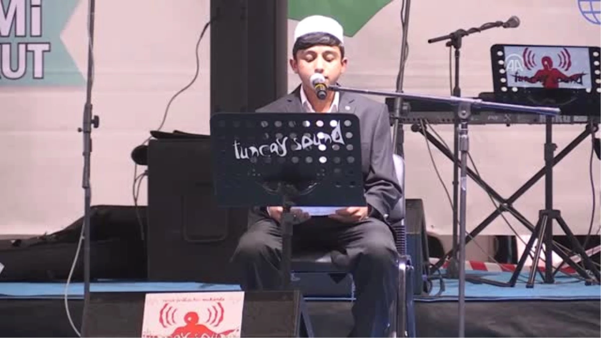 Diyarbakır\'da Yetimler Yararına İlahi Konseri