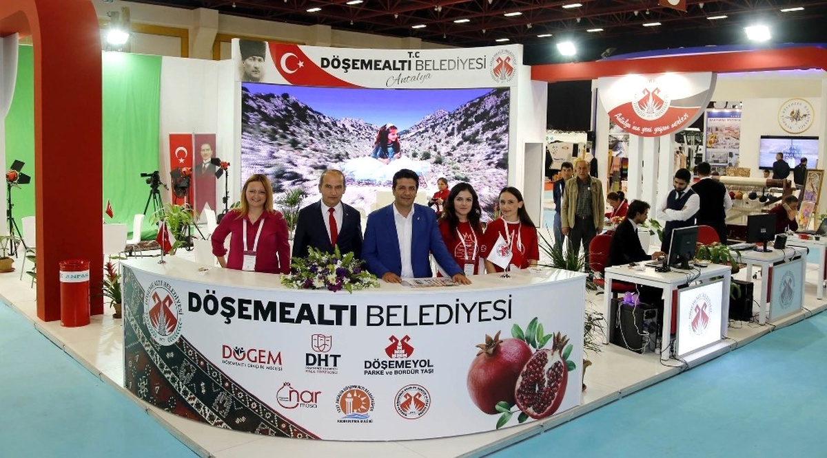 Döşemealtı Belediyesi City Expo\'ya Renk Kattı
