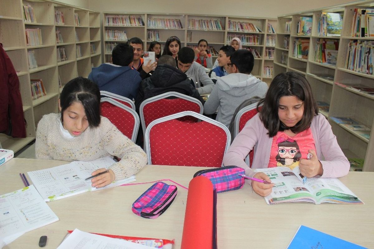 Elazığ\'da Kitap Okuma Etkinliği