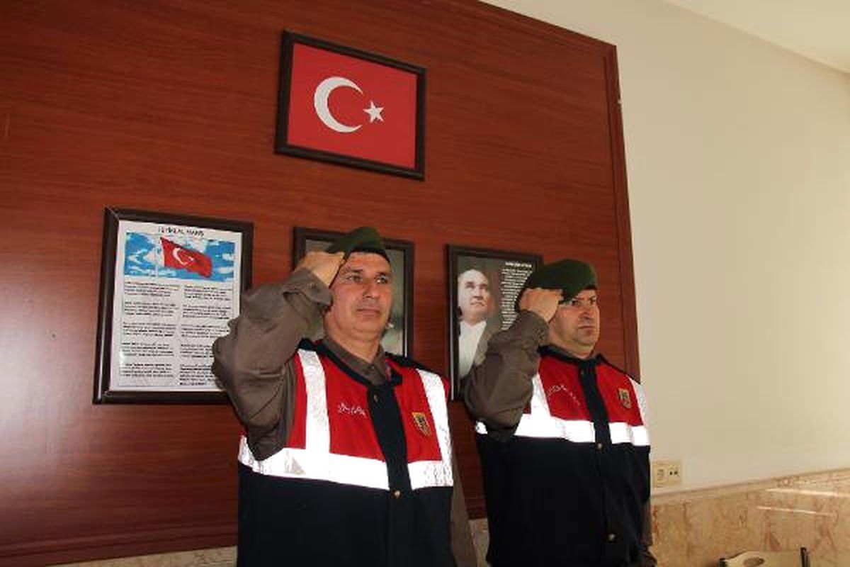 Engelli Kardeşlerin Askerlik Mutluluğu