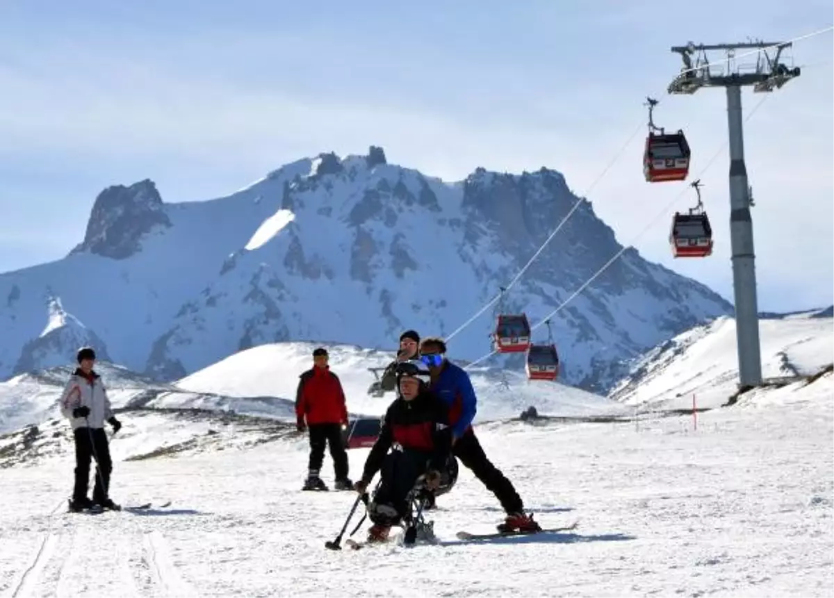 Engelliler, Erciyes Kar Festivalinde Buluştu