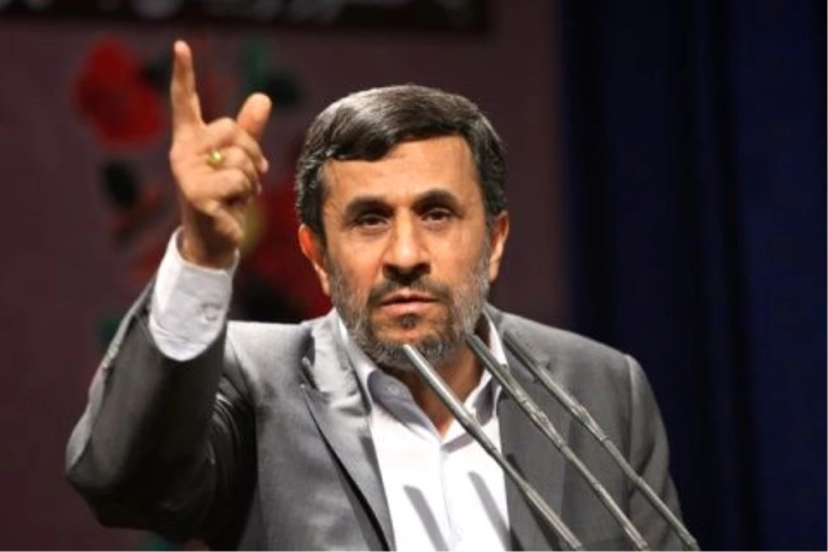 Eski İran Cumhurbaşkanı Ahmedinejad\'ın Eleştirileri Tartışma Yarattı