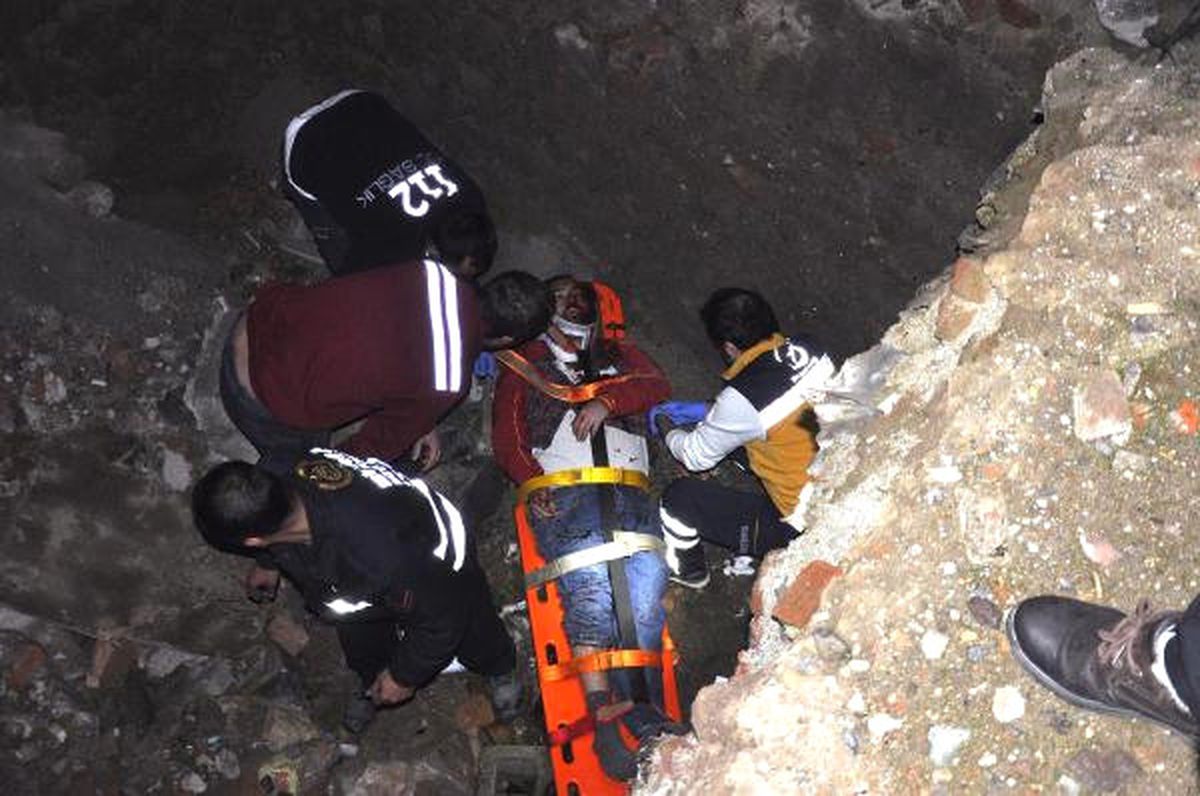 Evine Kestirmeden Gitmek İsteyince İnşaat Çukuruna Düştü