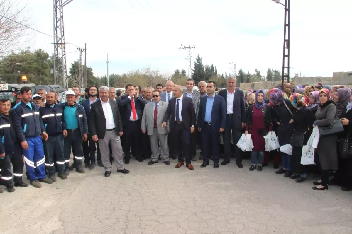 Kilis Belediyesi "Evet" Çalışmalarını Gövde Gösterisine Dönüştürdü