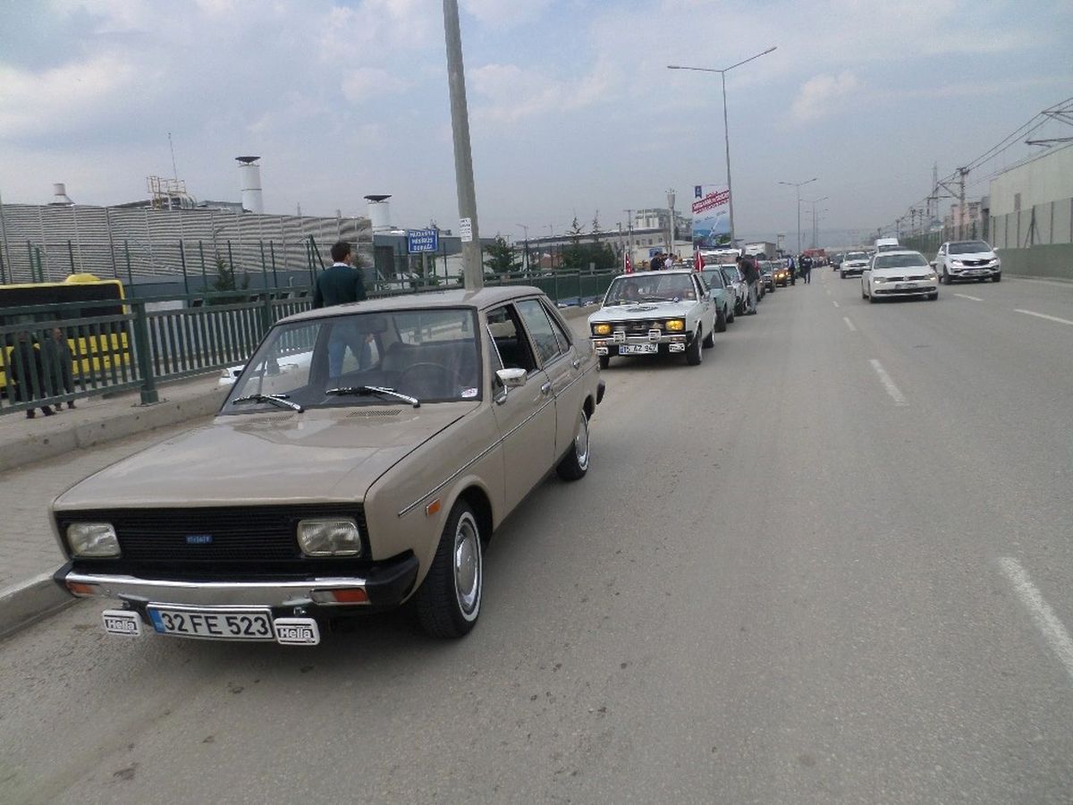 Klasik Otomobillerle Bursa Turu