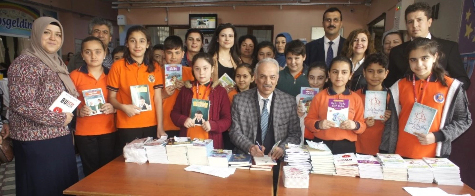 Kütüphaneler Haftası Alaşehir\'de Kutlandı