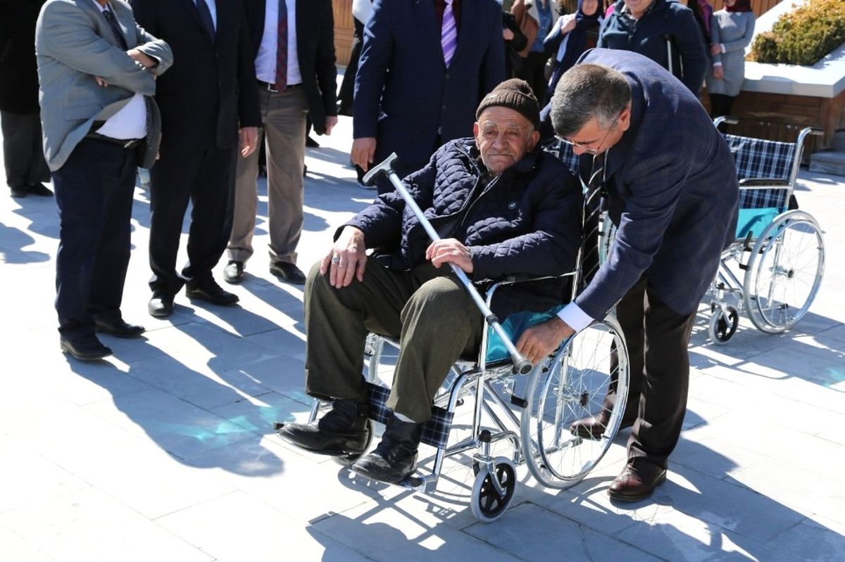 Niğde Belediyesi Engelli Vatandaşın Yüzünü Güldürmeye Devam Ediyor
