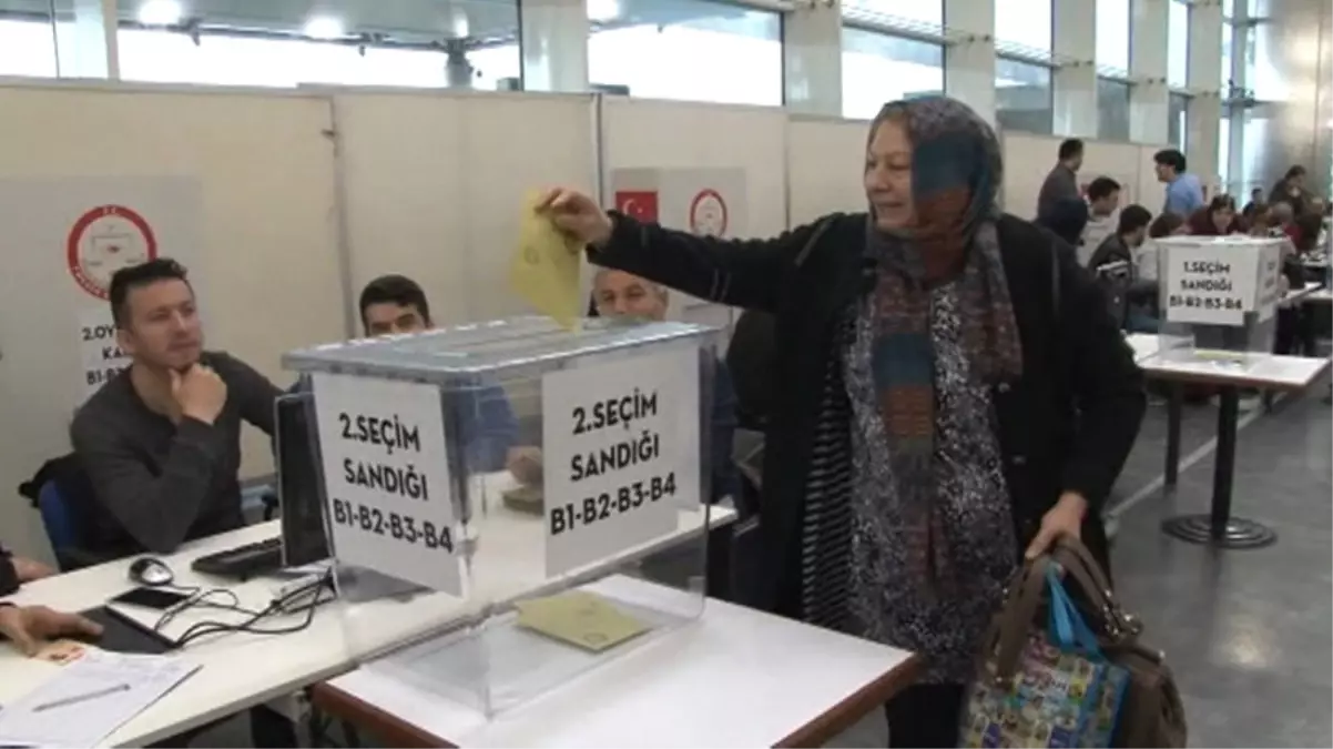 Referandum Oylamaları Sınır Kapılarında Bugün Başladı