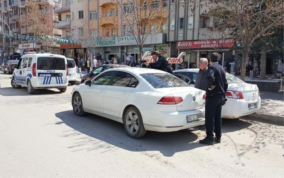 Sağlık-Sen Afyonkarahisar Sandıklı İlçe Temsilcisinin Aracına Mermi İsabet Etti