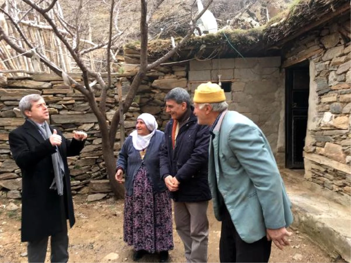 Vali Çınar Sokağa Çıkma Yasağının Olduğu Köyü Ziyaret Etti