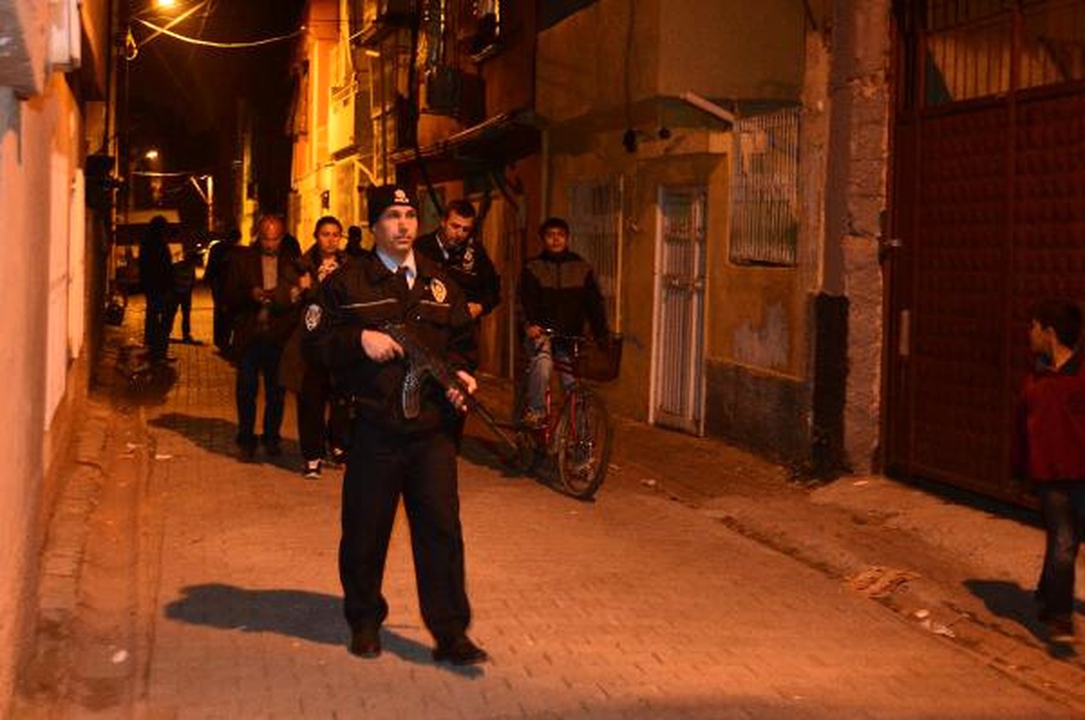 2 Kişinin Yaralandığı Ev Sahibi- Kiracı Kavgasında Sarkıntılık İddiası