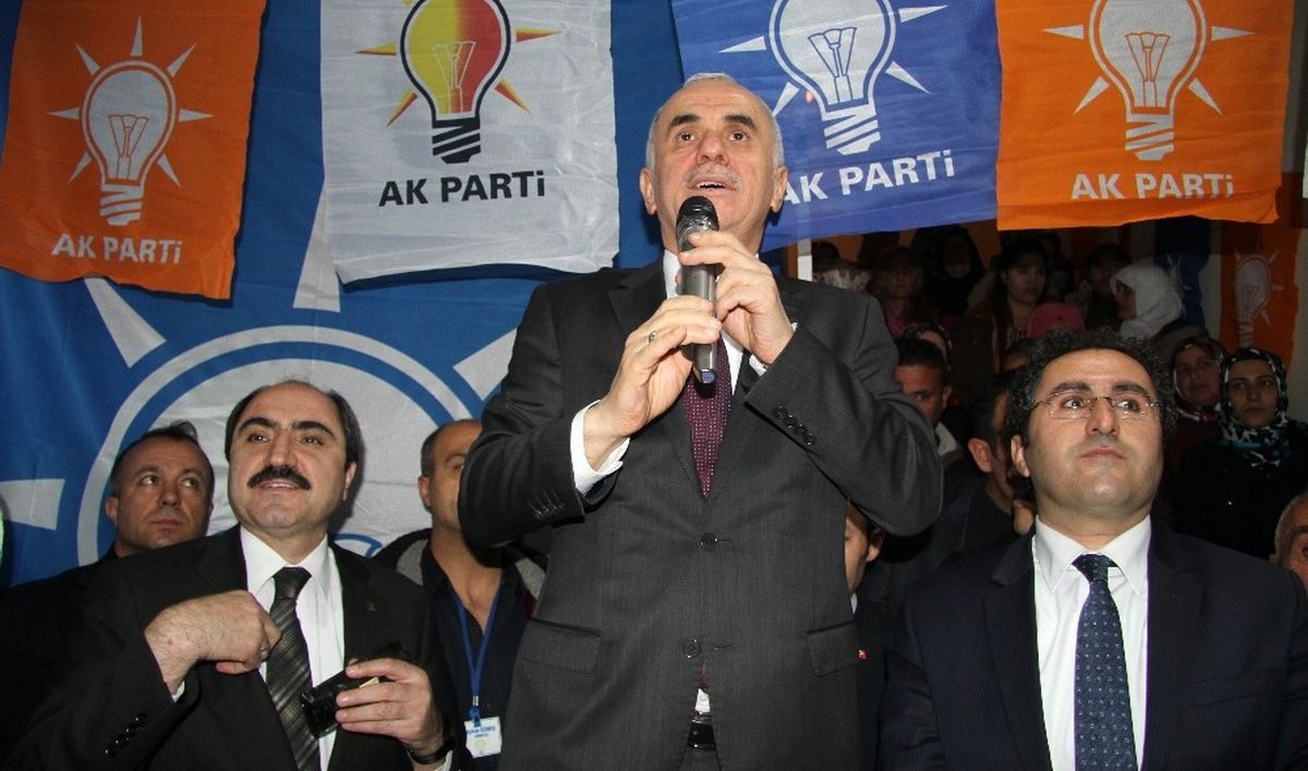 AK Parti Genel Başkan Yardımcısı Kaya Van\'da