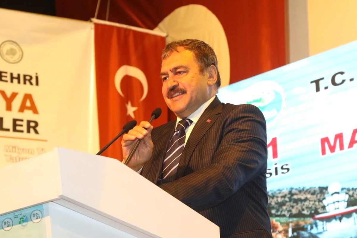 Bakan Eroğlu\'ndan CHP\'ye Kayıklı Gönderme