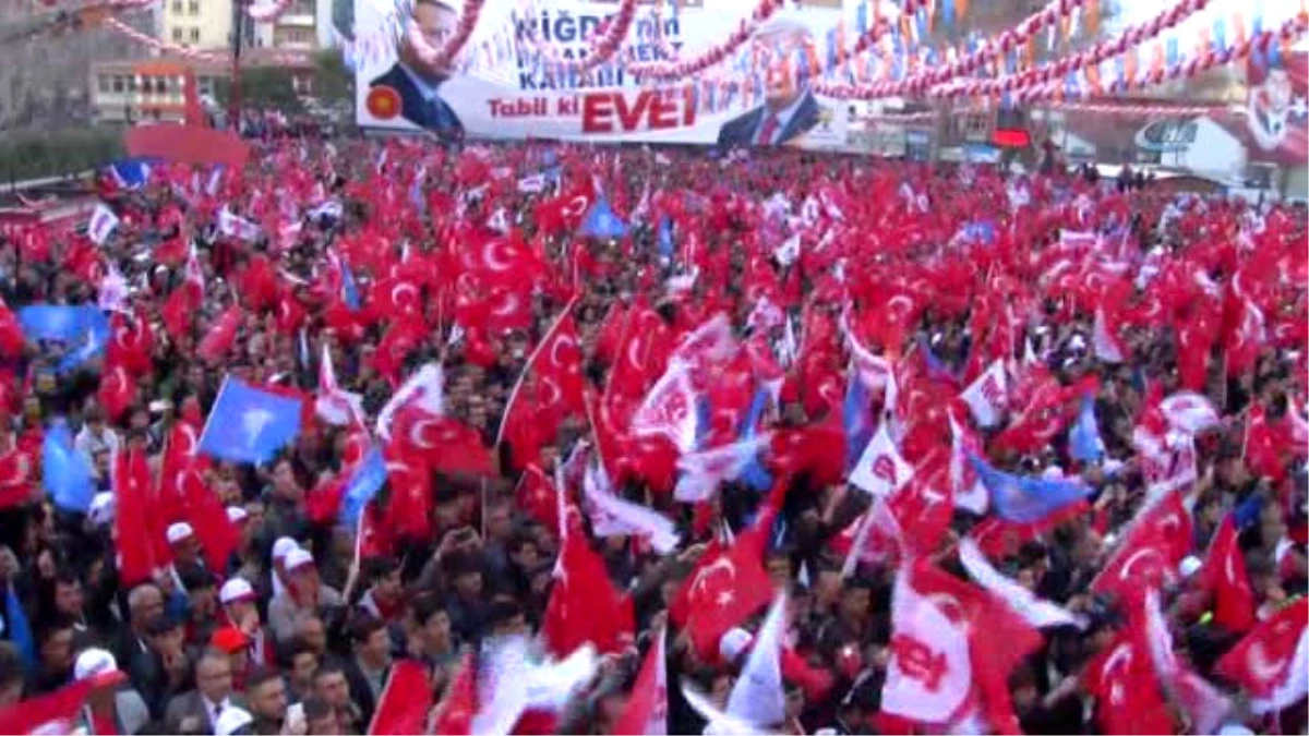 Başbakan Binali Yıldırım: "Erzurumlu Teyyo Bunun Yalanlarını Duysa Pataklar Bunu"