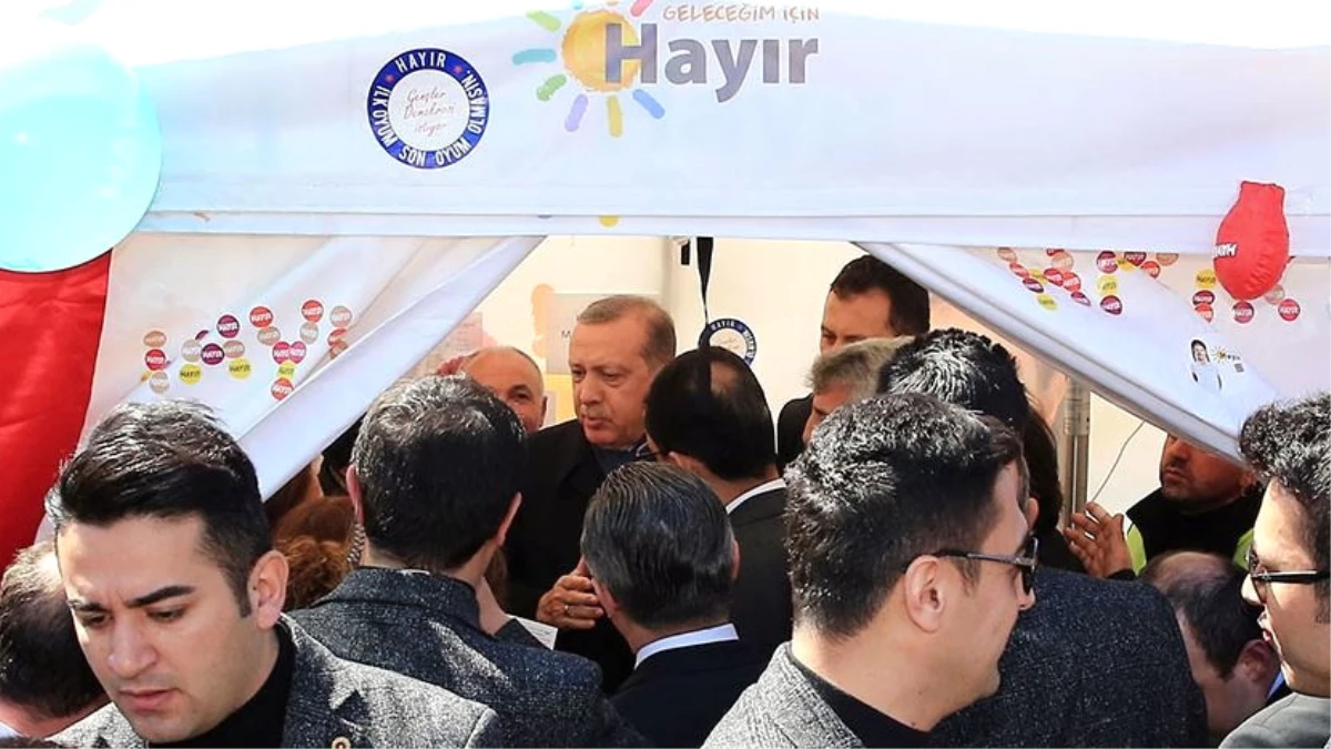 Çadır İçinden Ek Bilgilerle) Cumhurbaşkanı Erdoğan Hayır Çadırında (2)