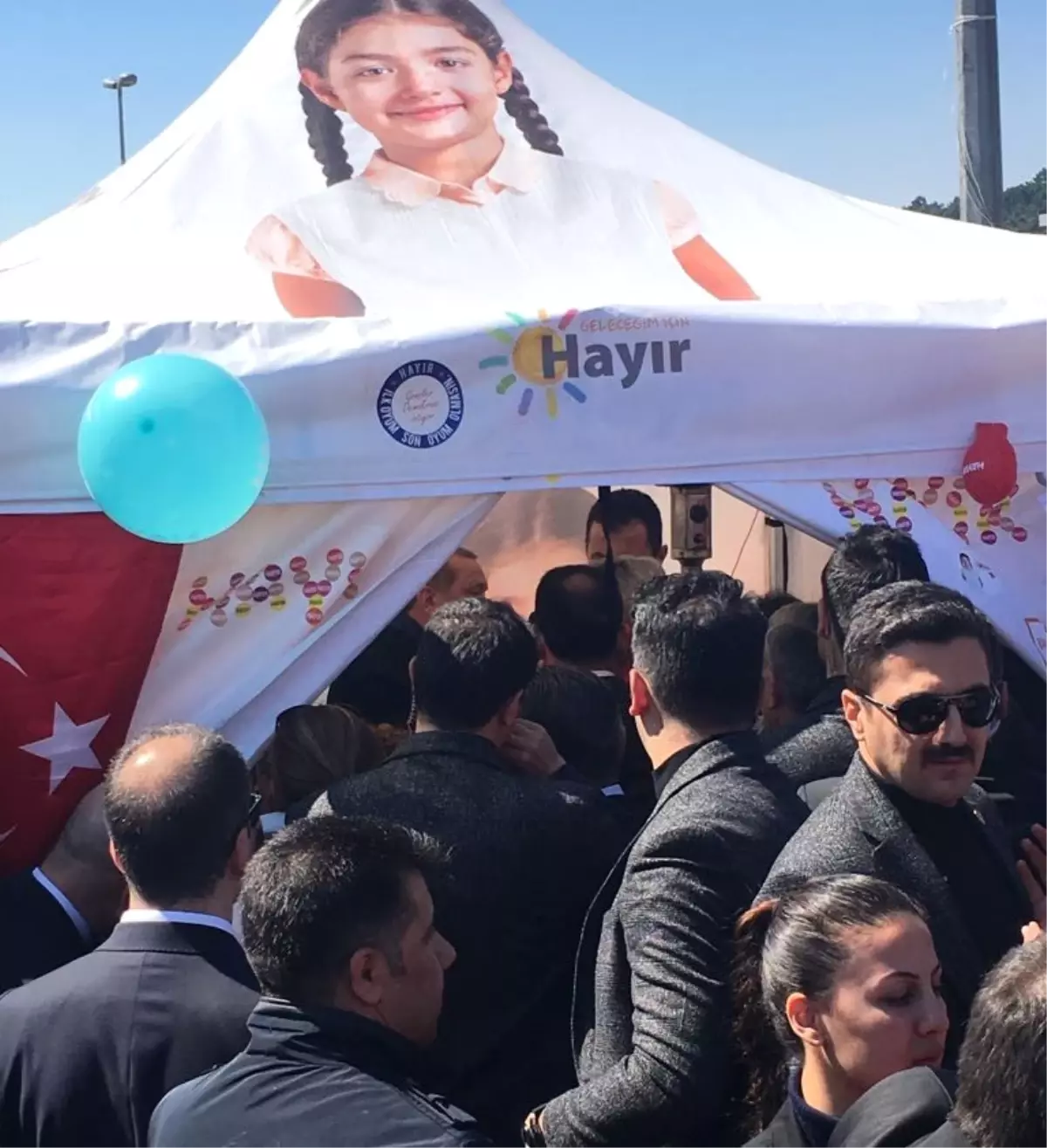 Cumhurbaşkanı Erdoğan "Hayır" Çadırına Girdi